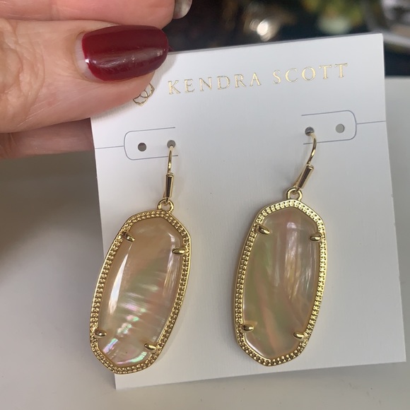 Kendra Scott Elle Gold Drop Earrings in Golden Abalone - Picture 3 of 6